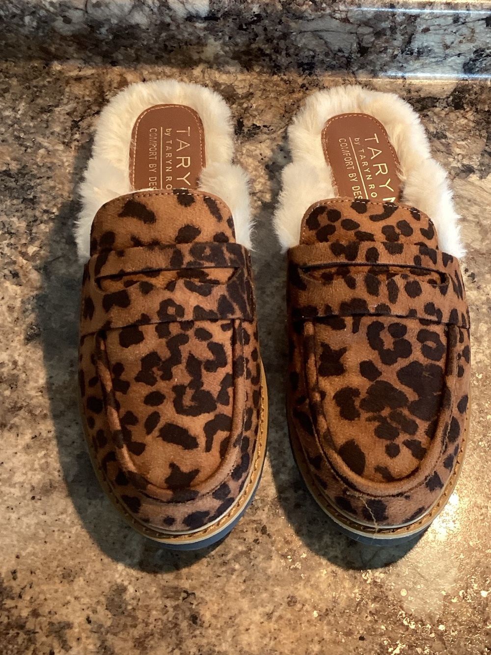 Taryn by Taryn Rose 7 Leopard Print Faux Fur Lined Slip-ons Comfort Style